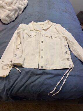 Vince Camuto White Lace-Up Cotton Jean Jacket